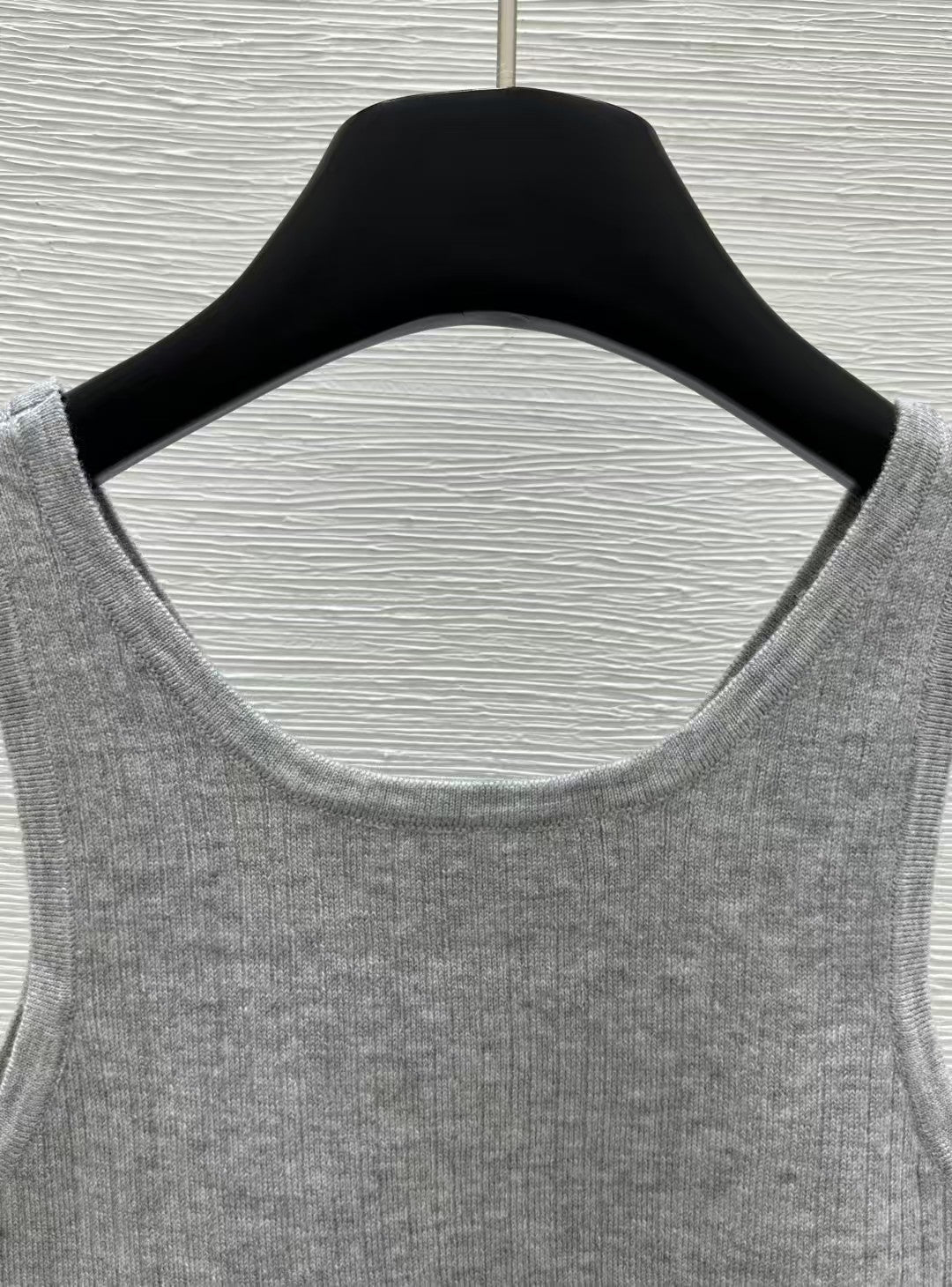 embroidered logo knitted vest