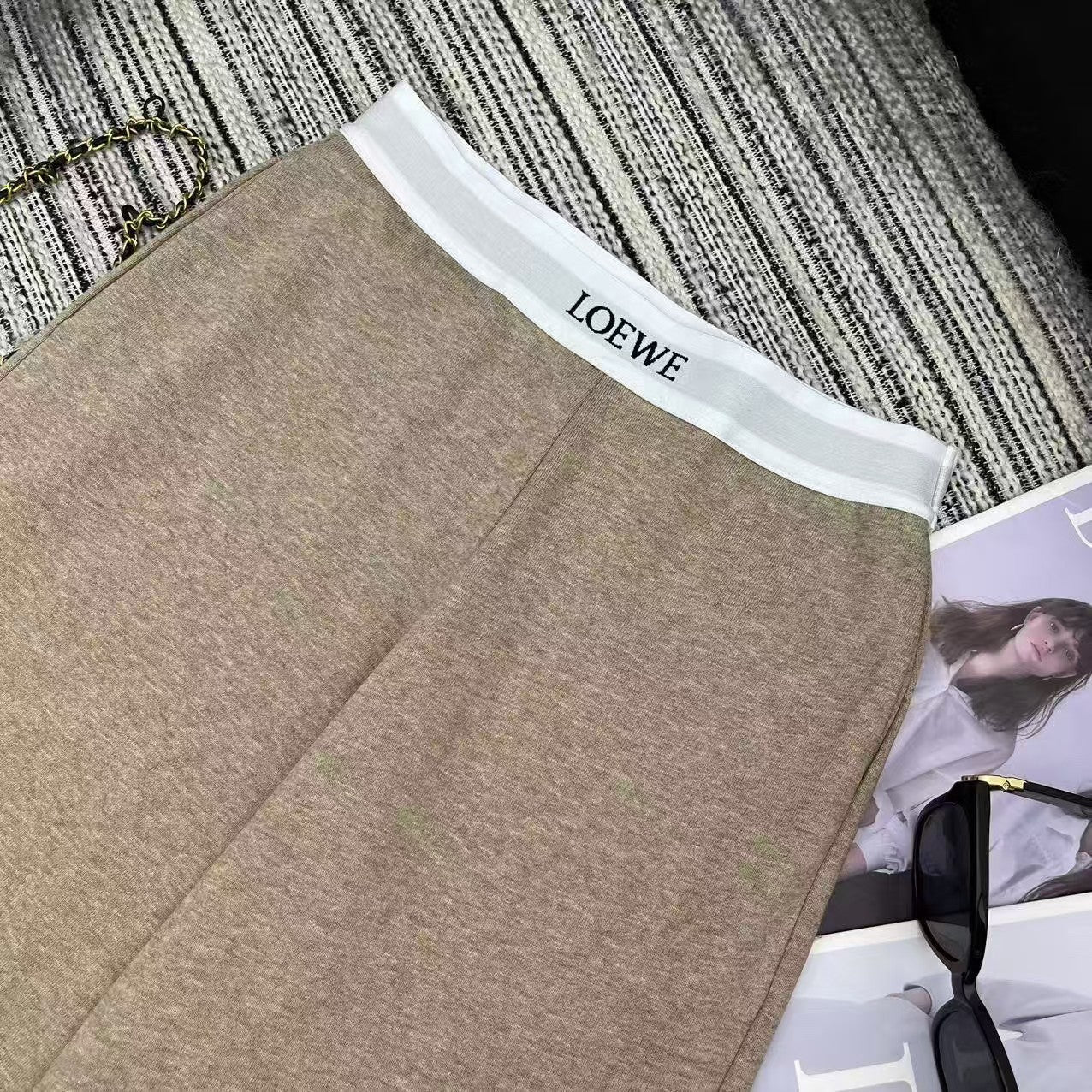 25 Early Spring Splicing Letter Ribbon Lapel Short Sleeve Suit