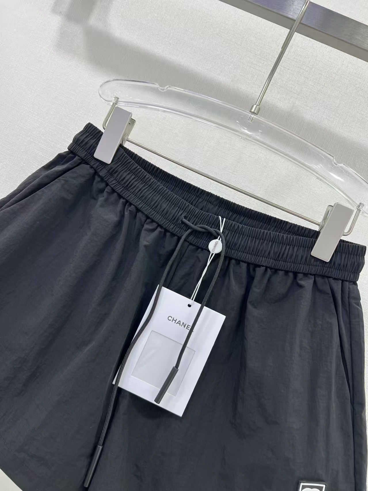 25 Early Spring Work Shorts