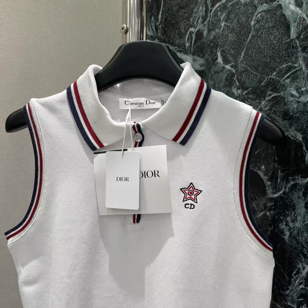 Embroidered Lapel Button-Down Vest