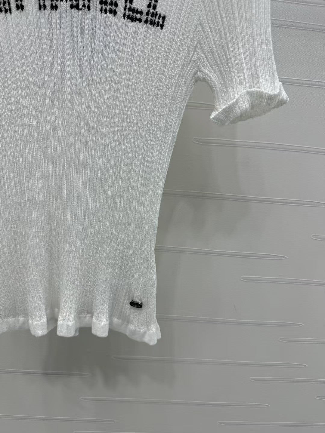 Round neck knitted short sleeves