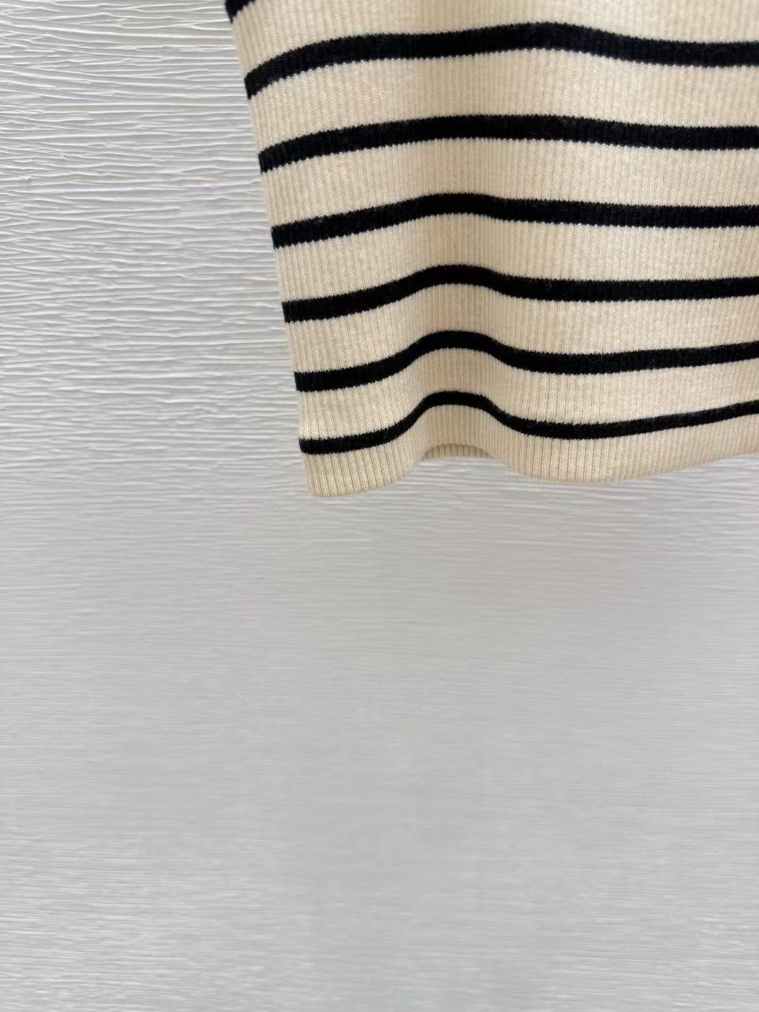 Crew Neck Knit Striped Vest