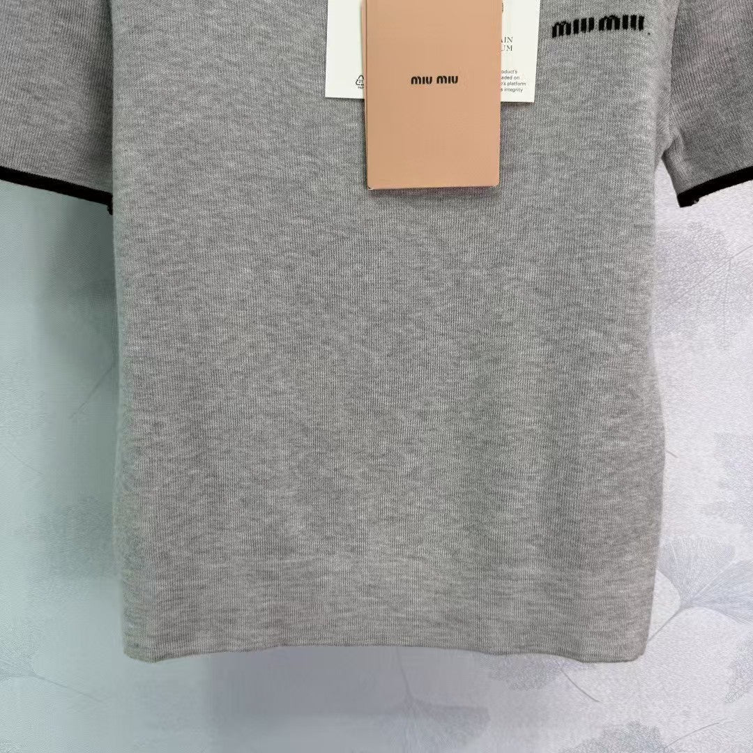 Premium contrast knitted short sleeves