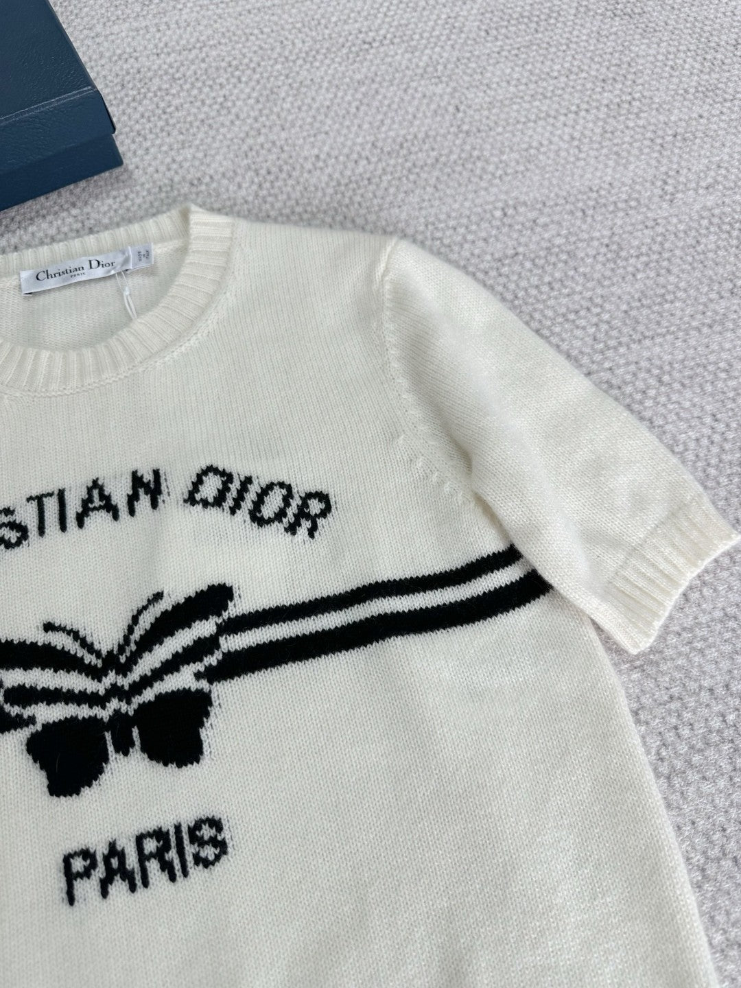 Butterfly Knitted Short Sleeve Shirt