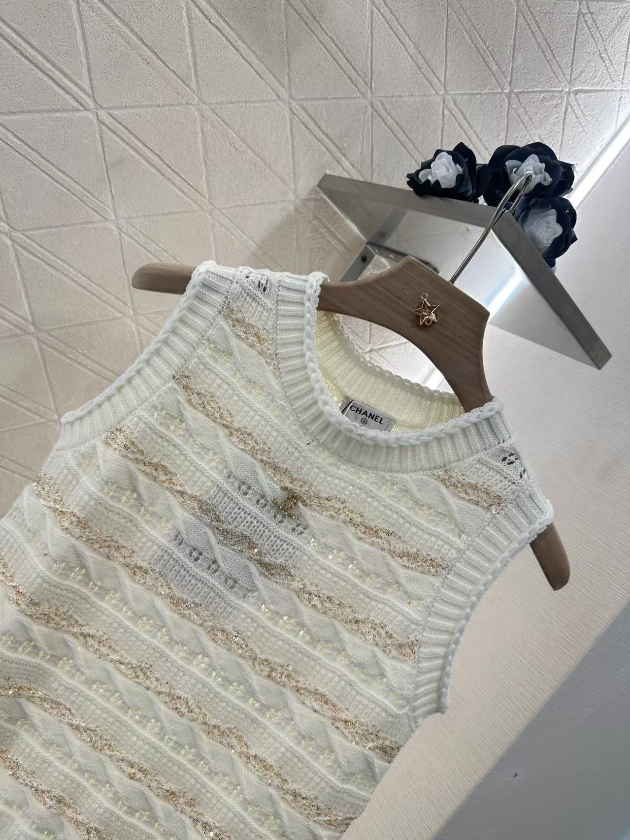 sequined striped knitted vest