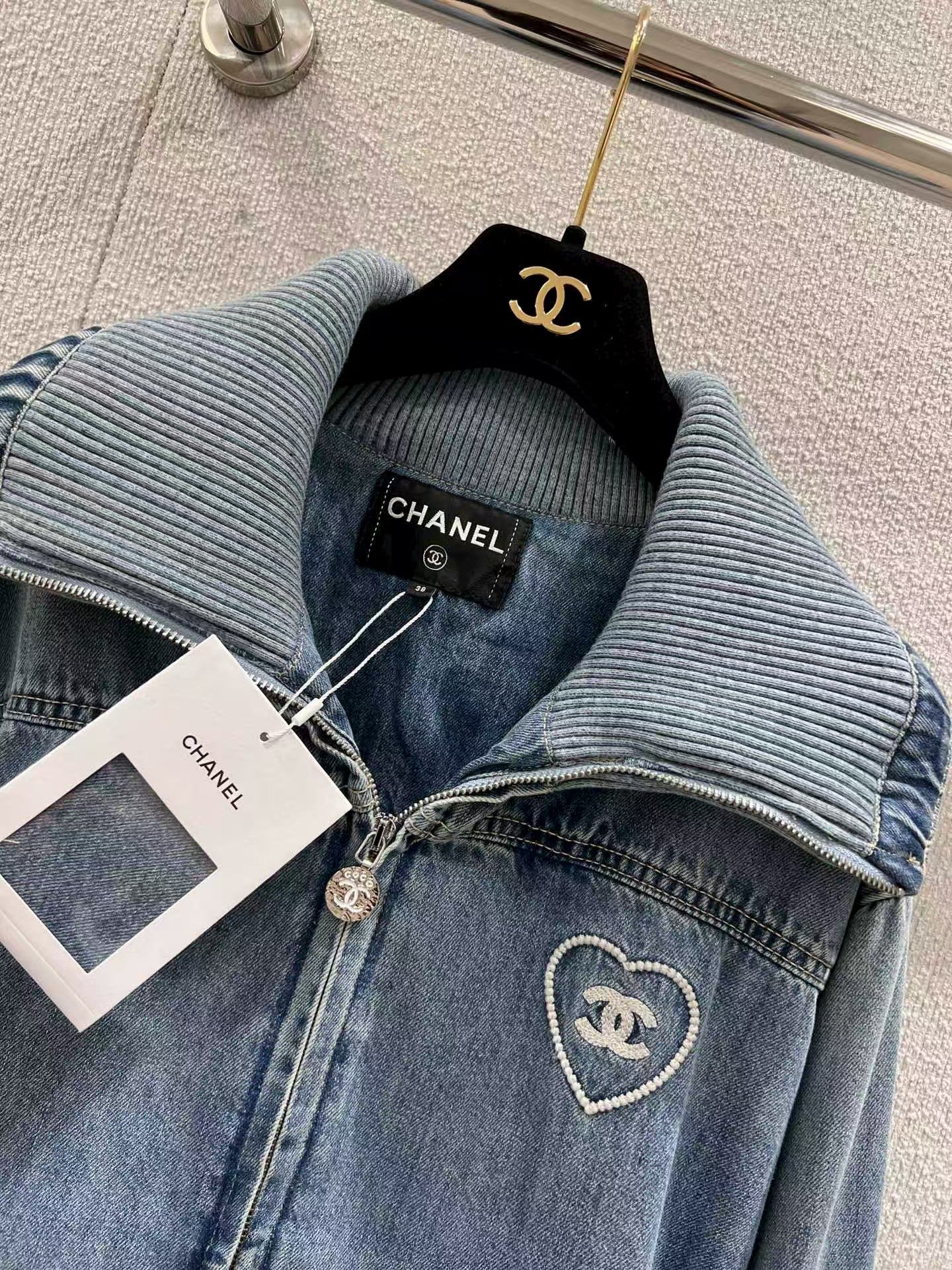 New Heart Embroidered Lapel Denim Jacket