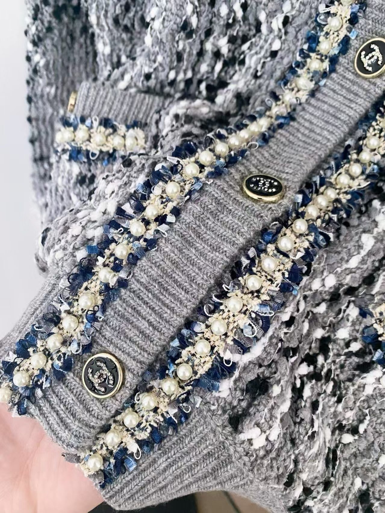 New logo-embellished cardigan