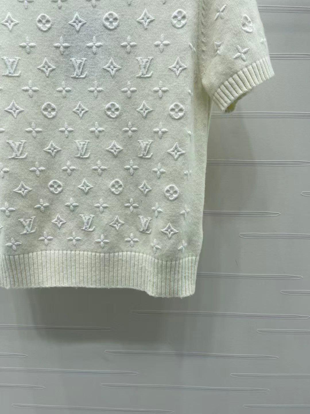 26 Embroidered Jacquard Knit Short-Sleeve Top