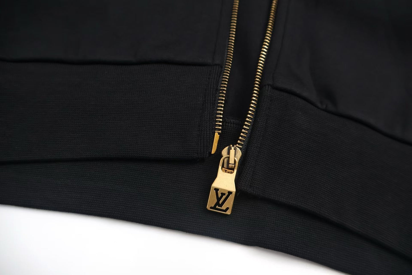 26SS Pearl Pendant Hooded Jacket