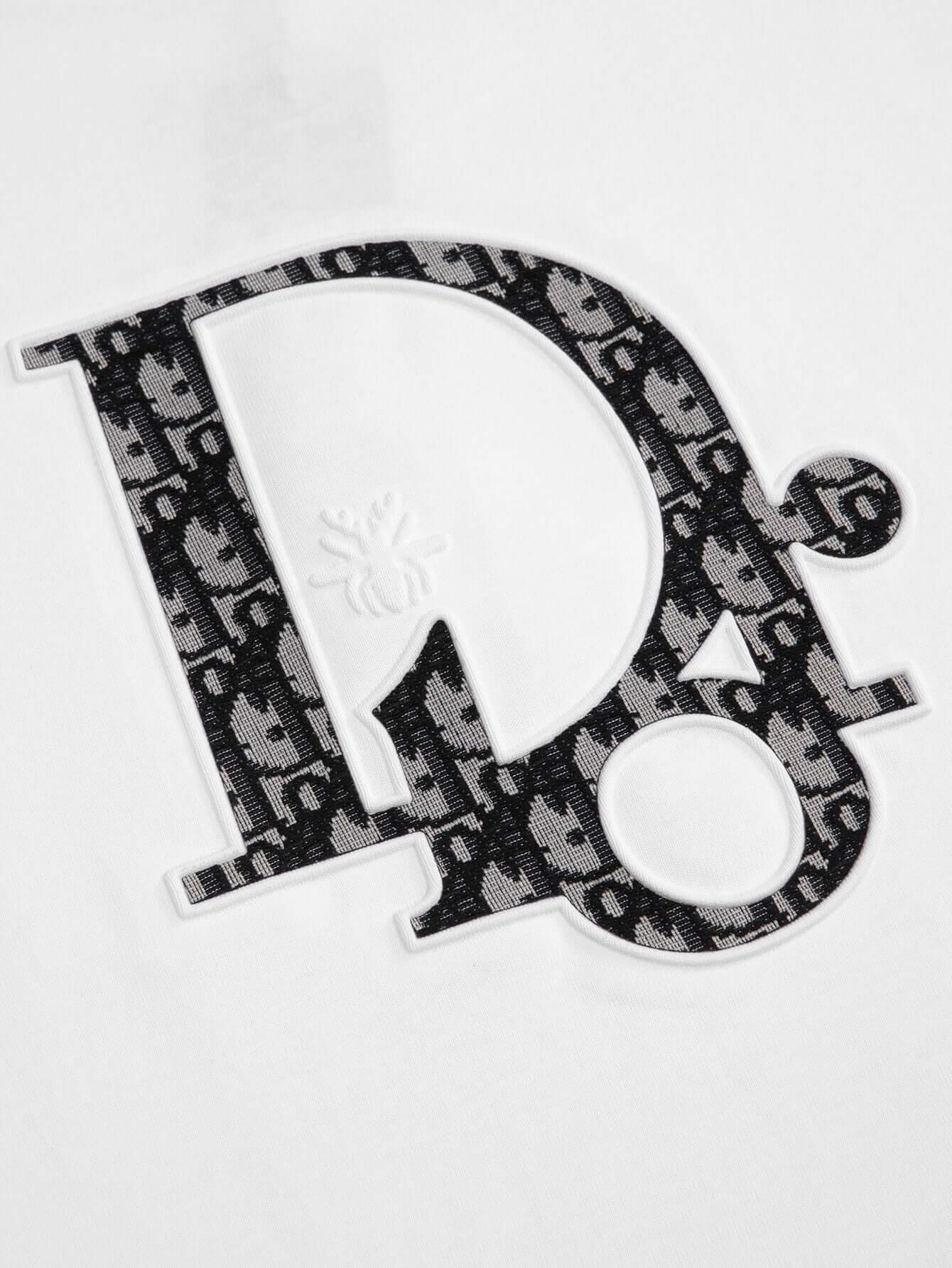 π₯π₯π₯π₯π₯24FW CD Little Bee Buoy Big LOGO Old Flower Embroidery T-shirt
