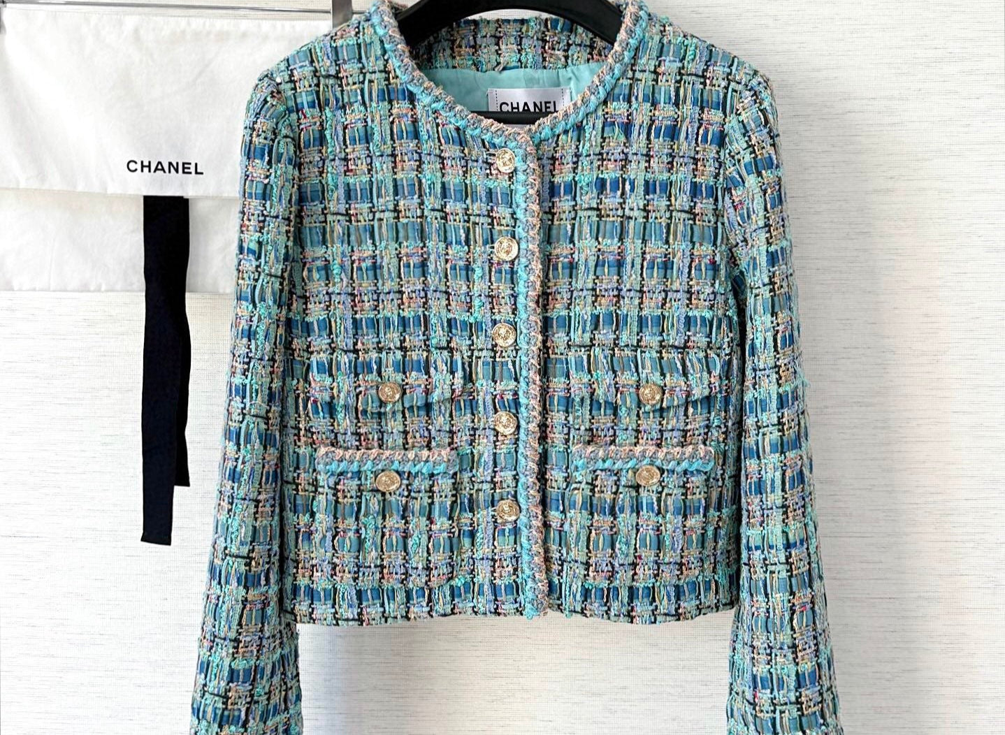 Woolen bound edge dress jacket