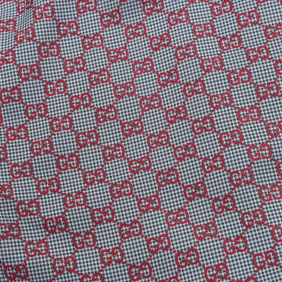 Full color stand up collar pilot