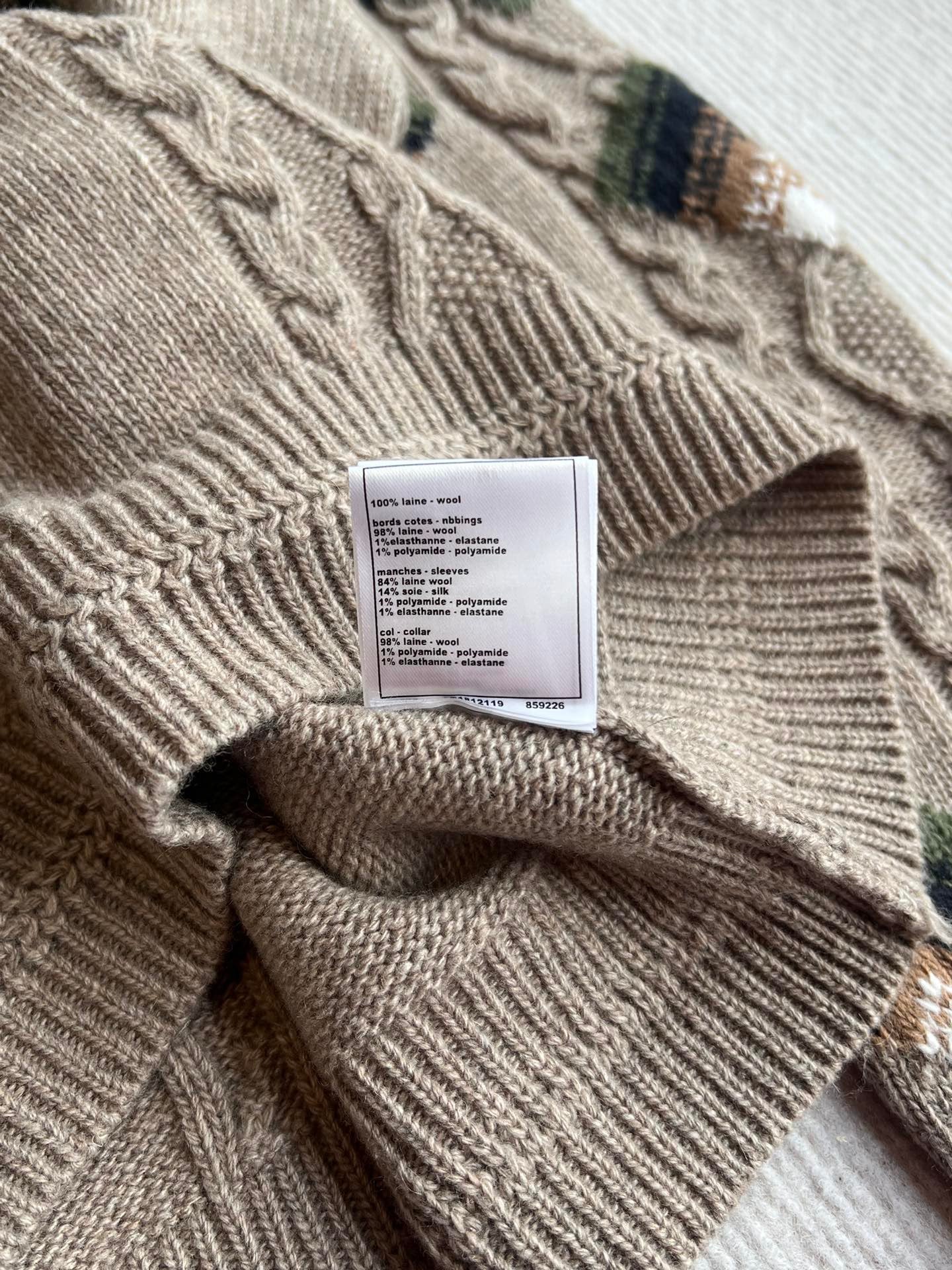 Ski series college style jacquard round neck sweater