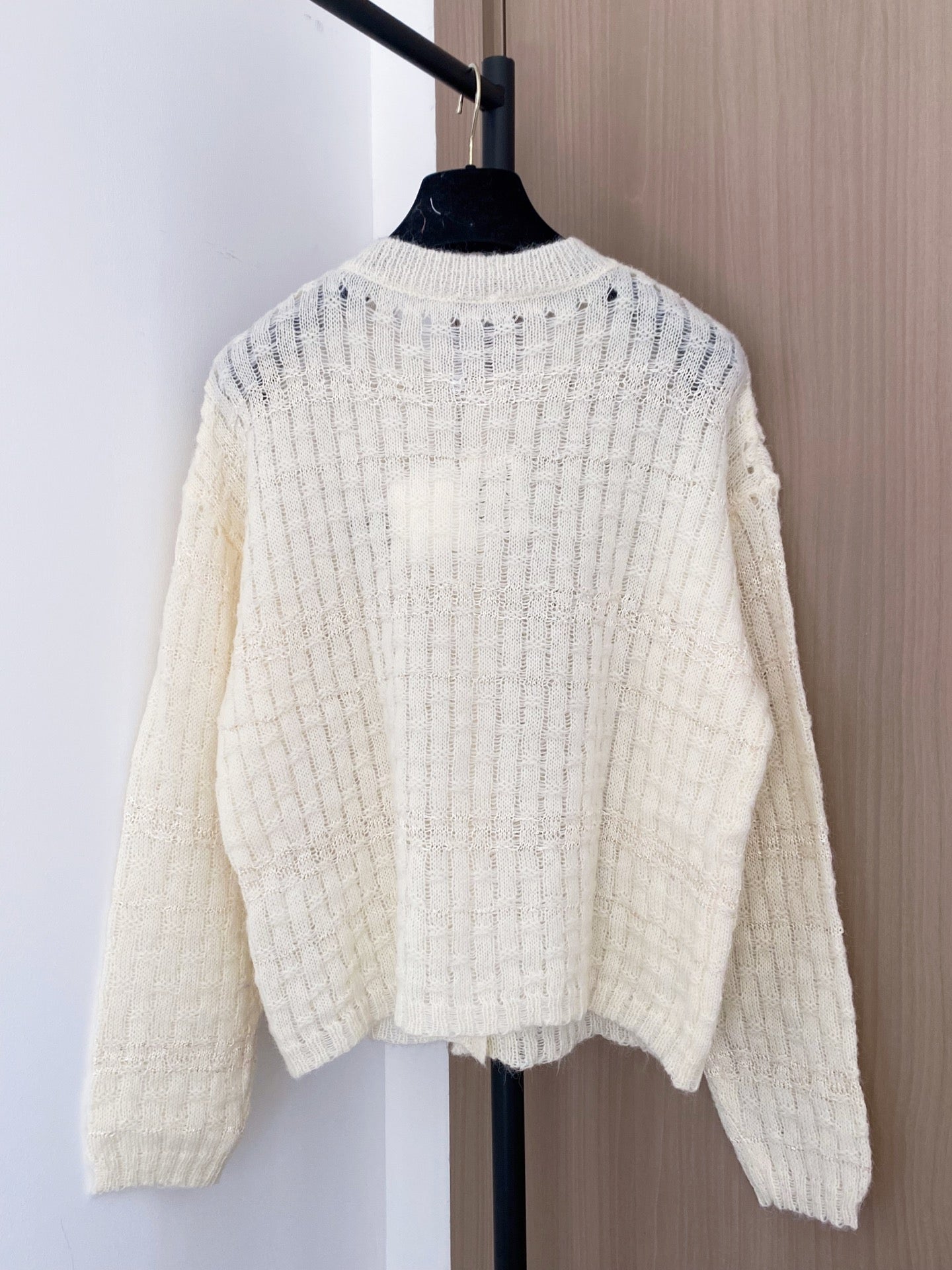 New openwork cardigan
