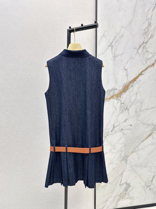 26 New Denim Sleeveless Pleated Dress