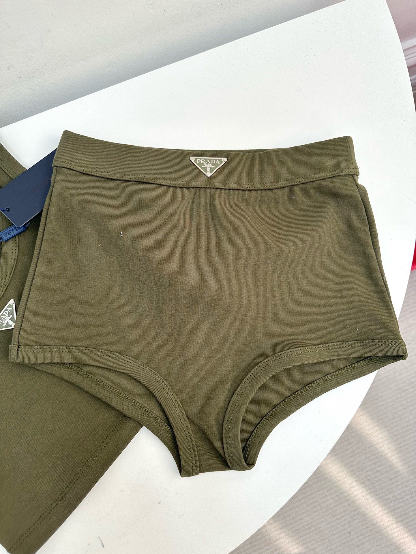 Tank top➕high waist underwear set,