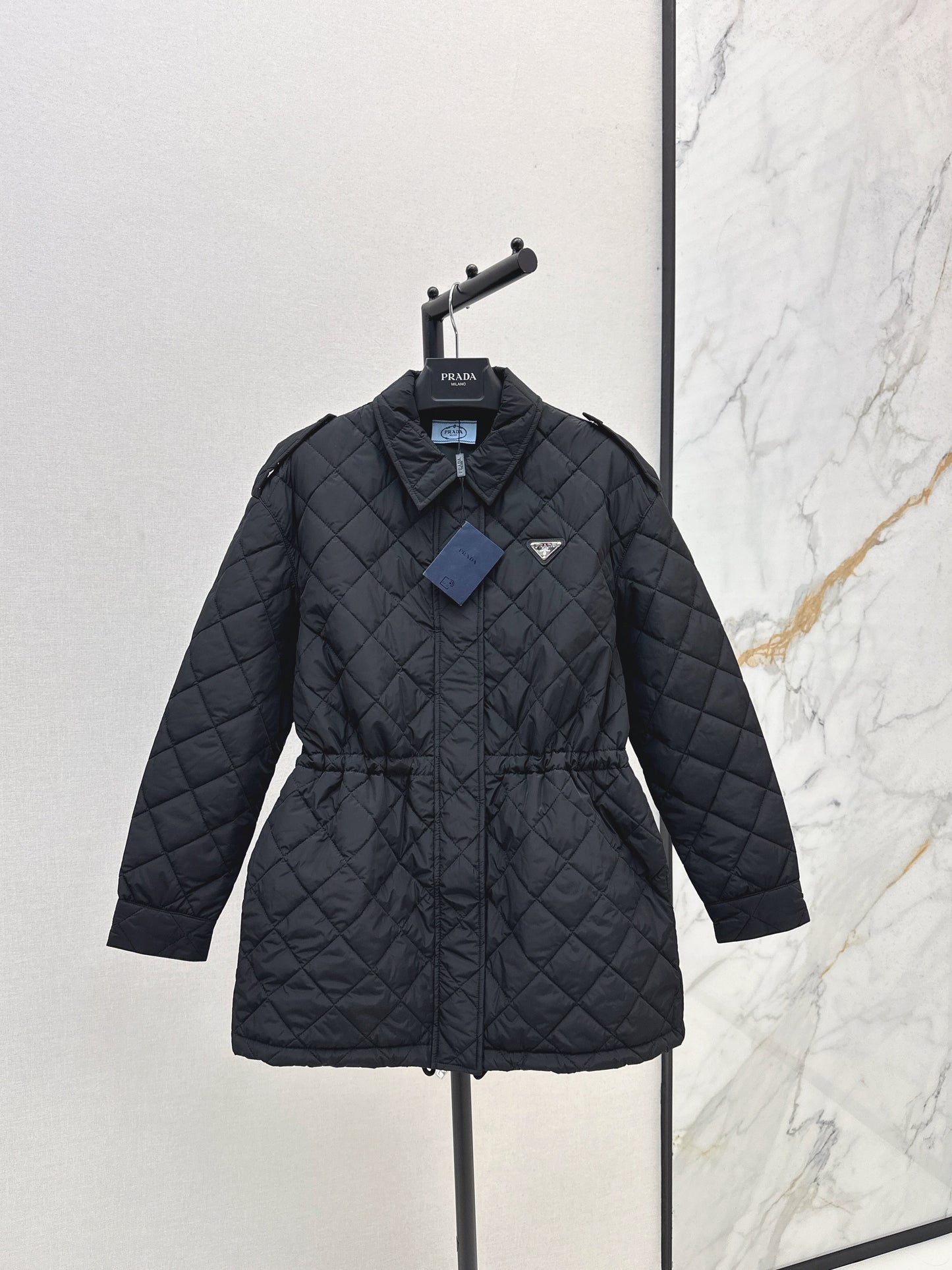 The latest double-sided diamond shaped quilted cotton jacket for autumn and winter