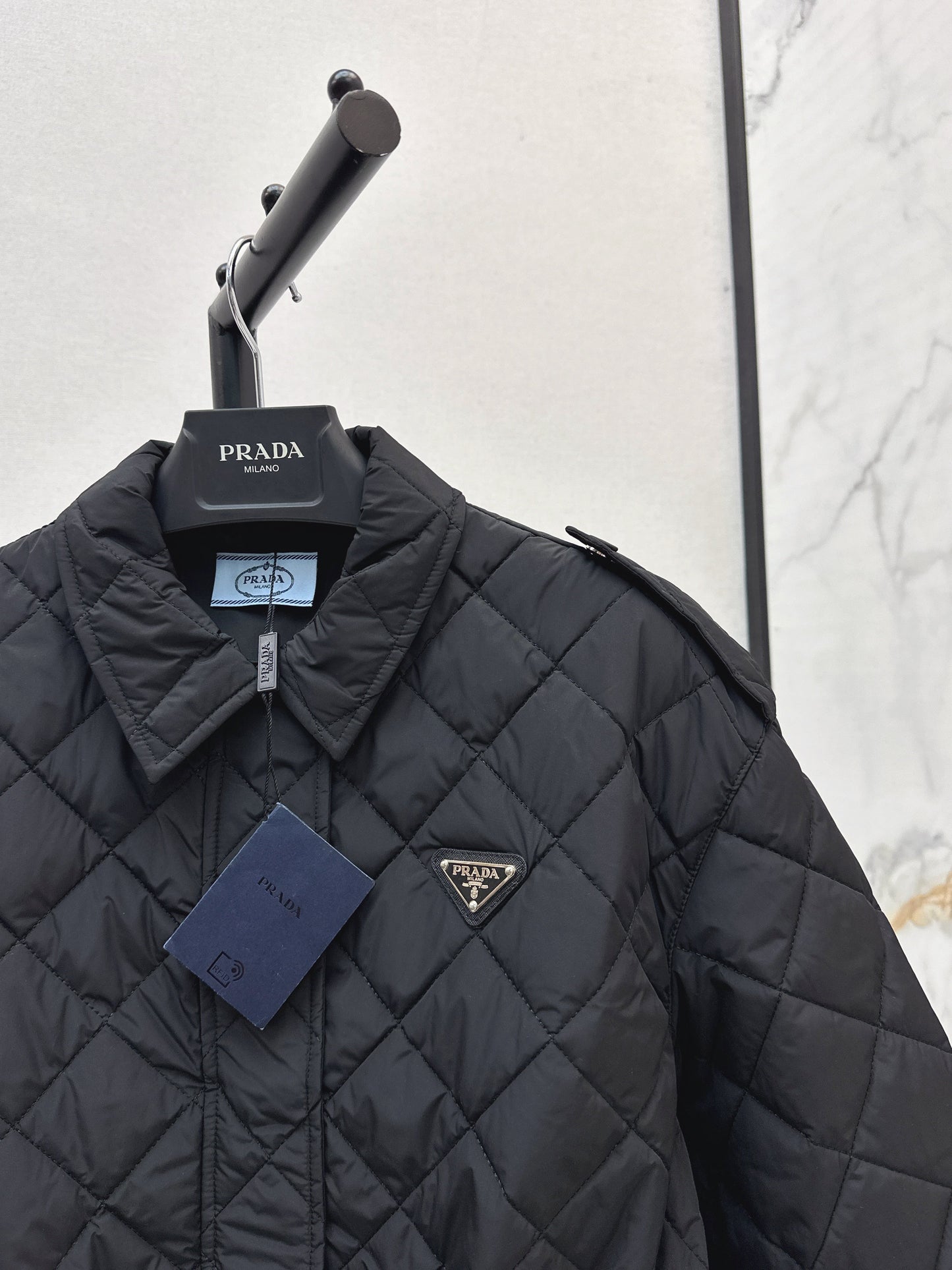 The latest double-sided diamond shaped quilted cotton jacket for autumn and winter