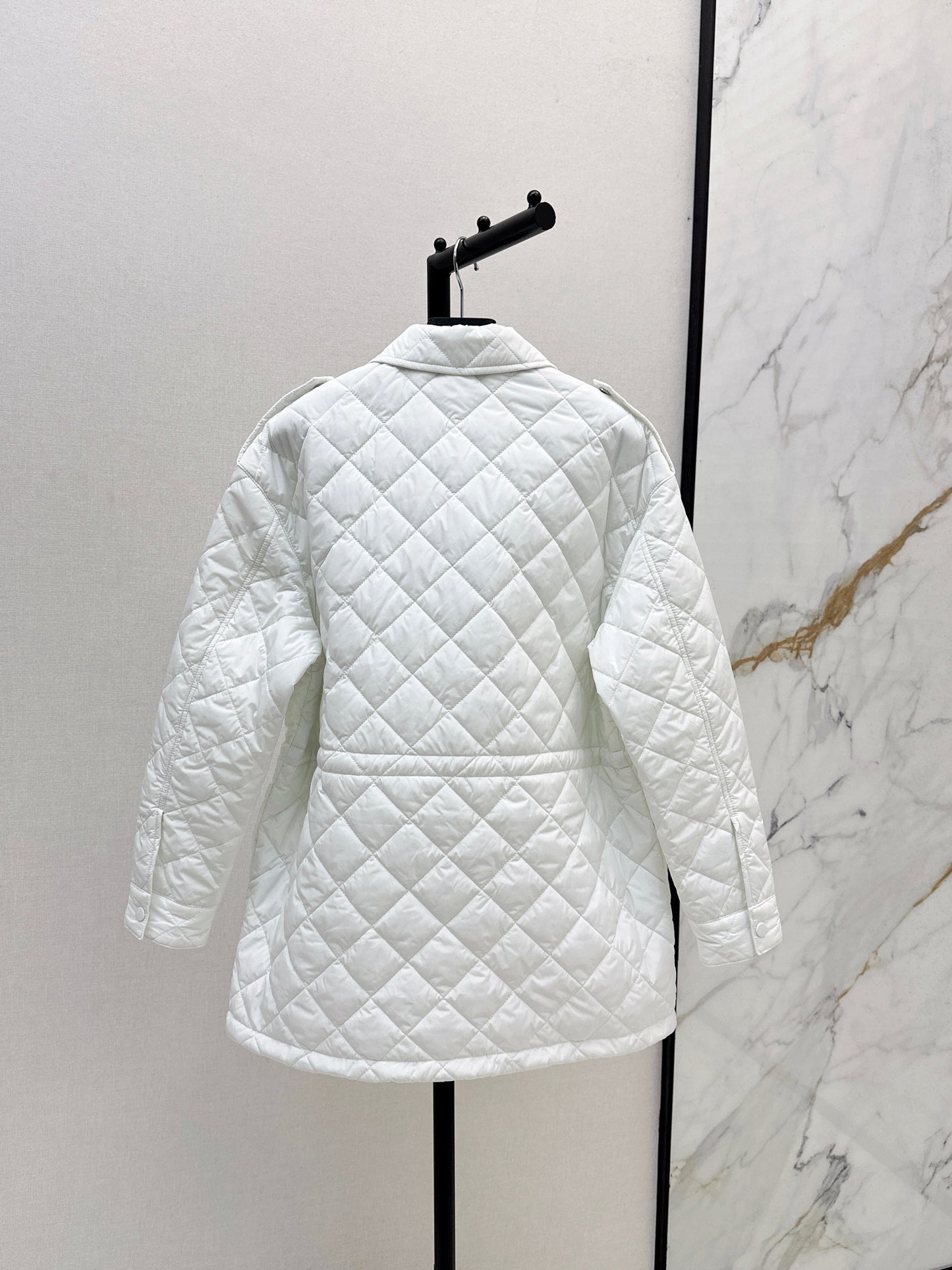 The latest double-sided diamond shaped quilted cotton jacket for autumn and winter