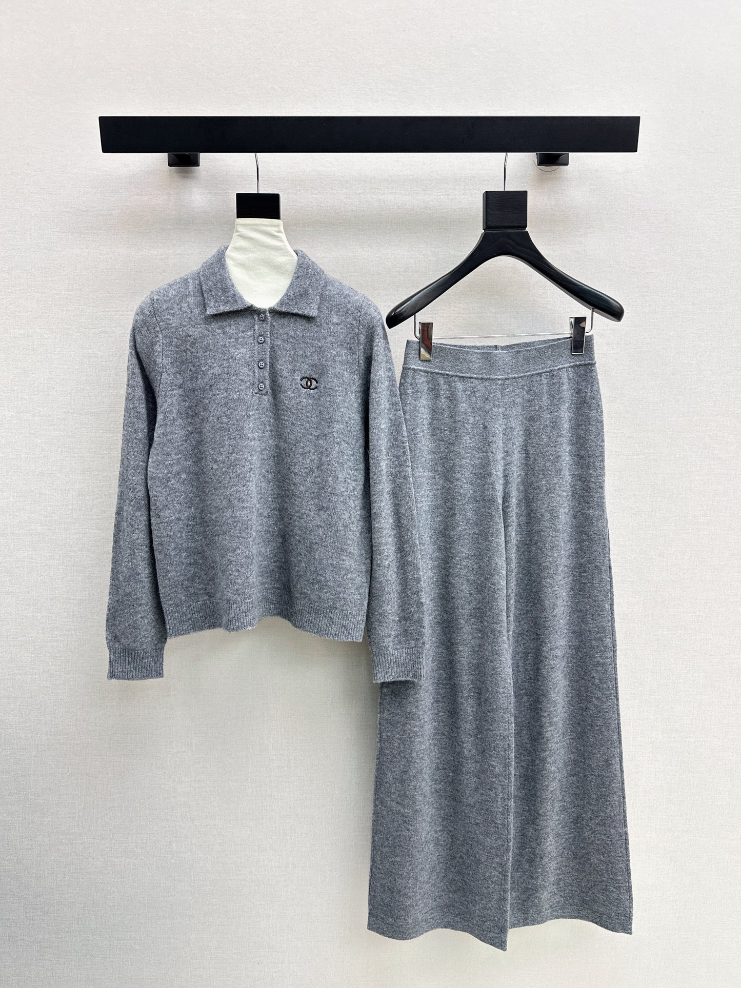 The latest lazy wool suit for autumn and winter