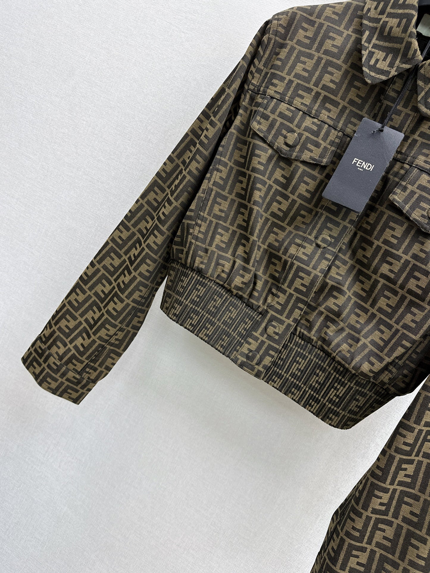 The latest classic vintage FF letter jacquard jacket for autumn and winter