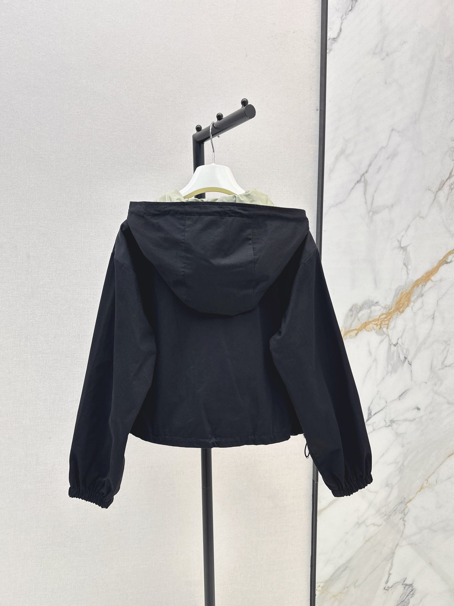 The latest autumn and winter style striking jacket