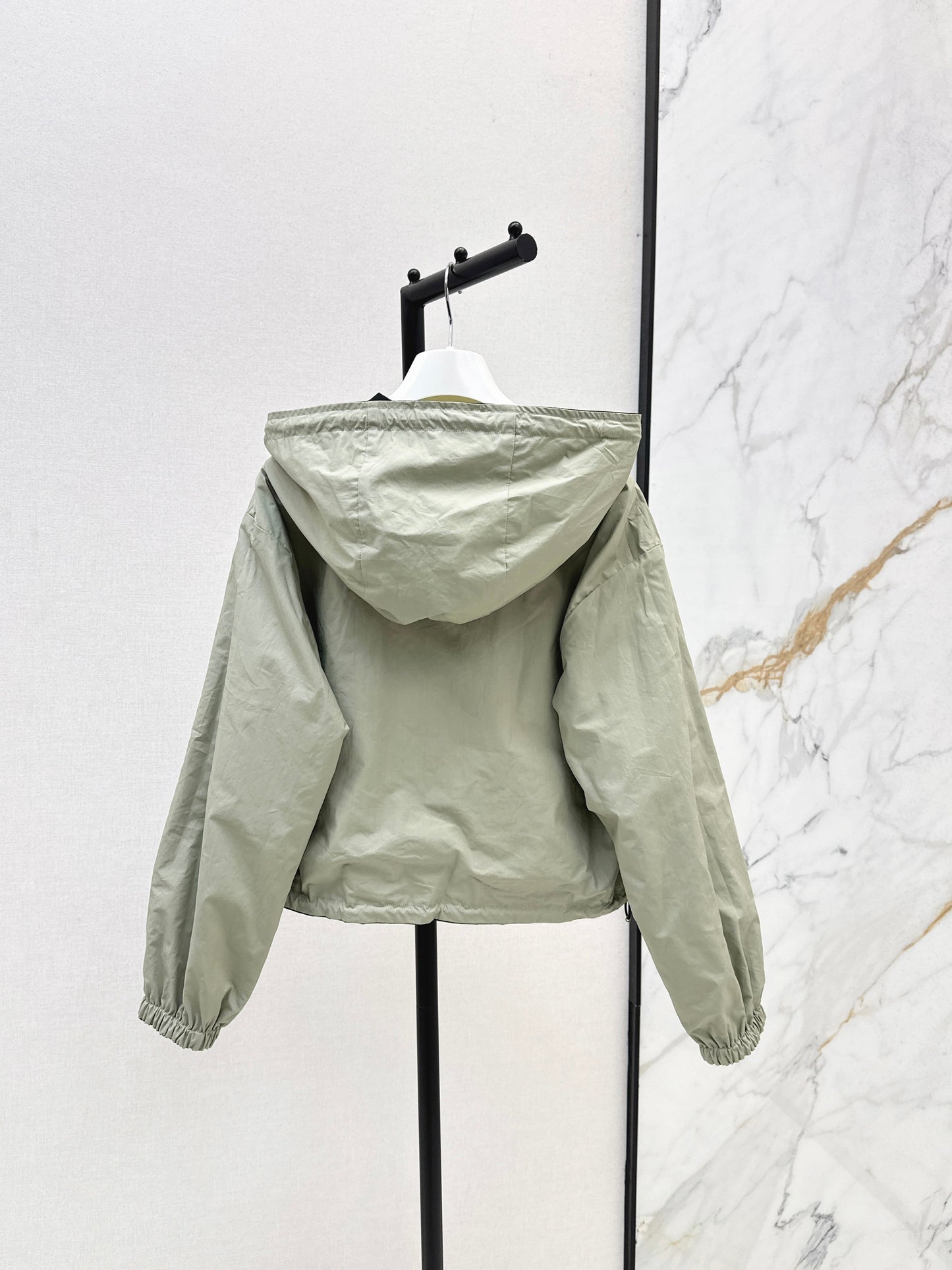 The latest autumn and winter style striking jacket