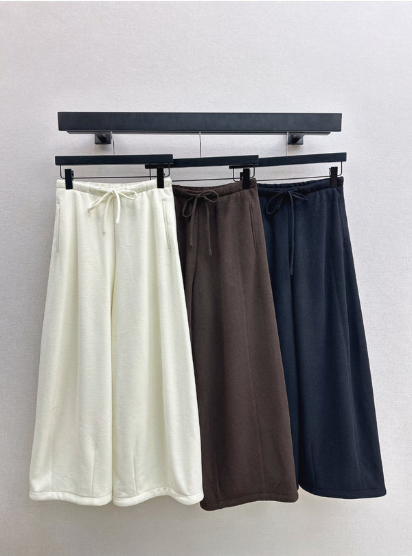 Casual essential straight leg pants
