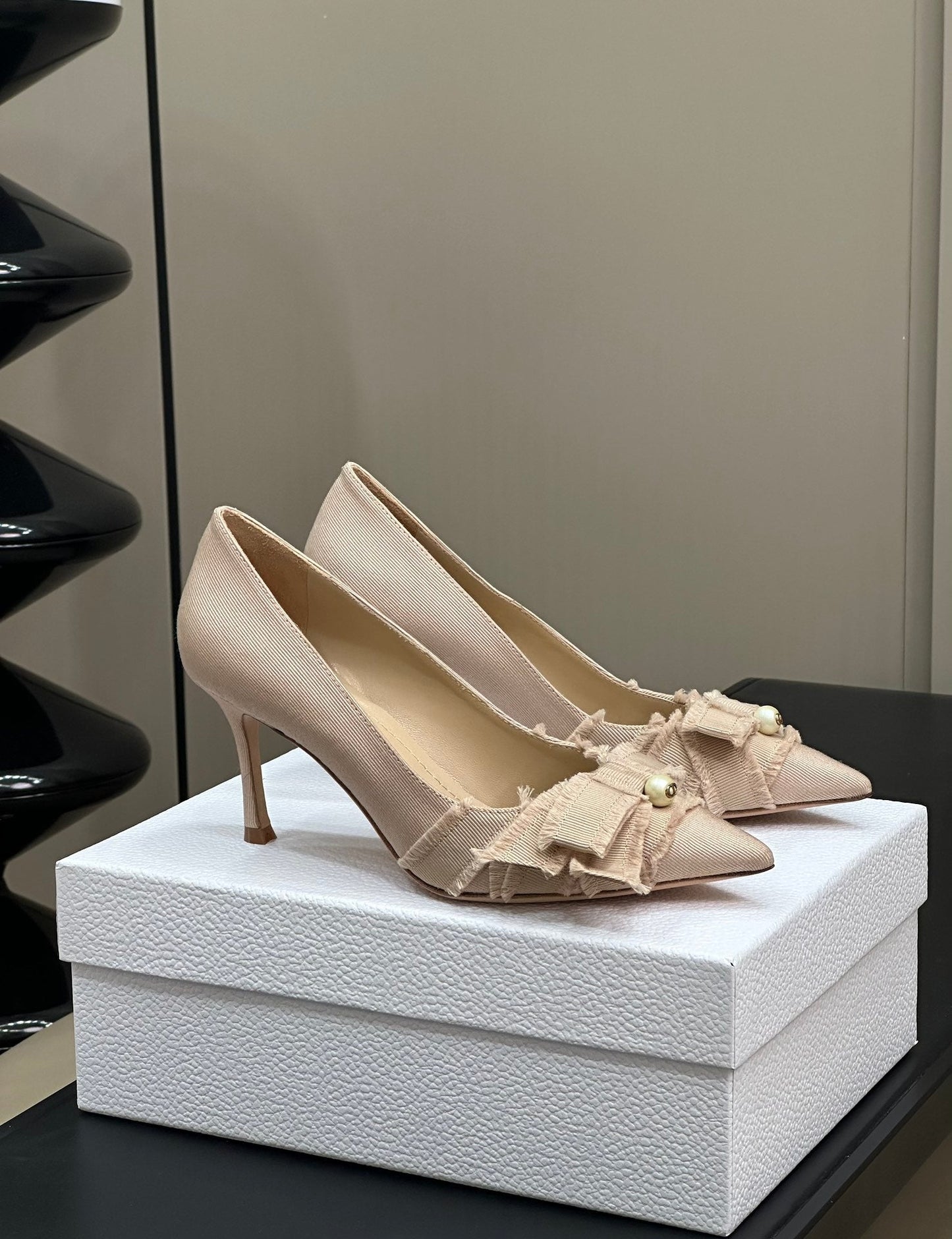 🎀 pearl cat heel small shoes