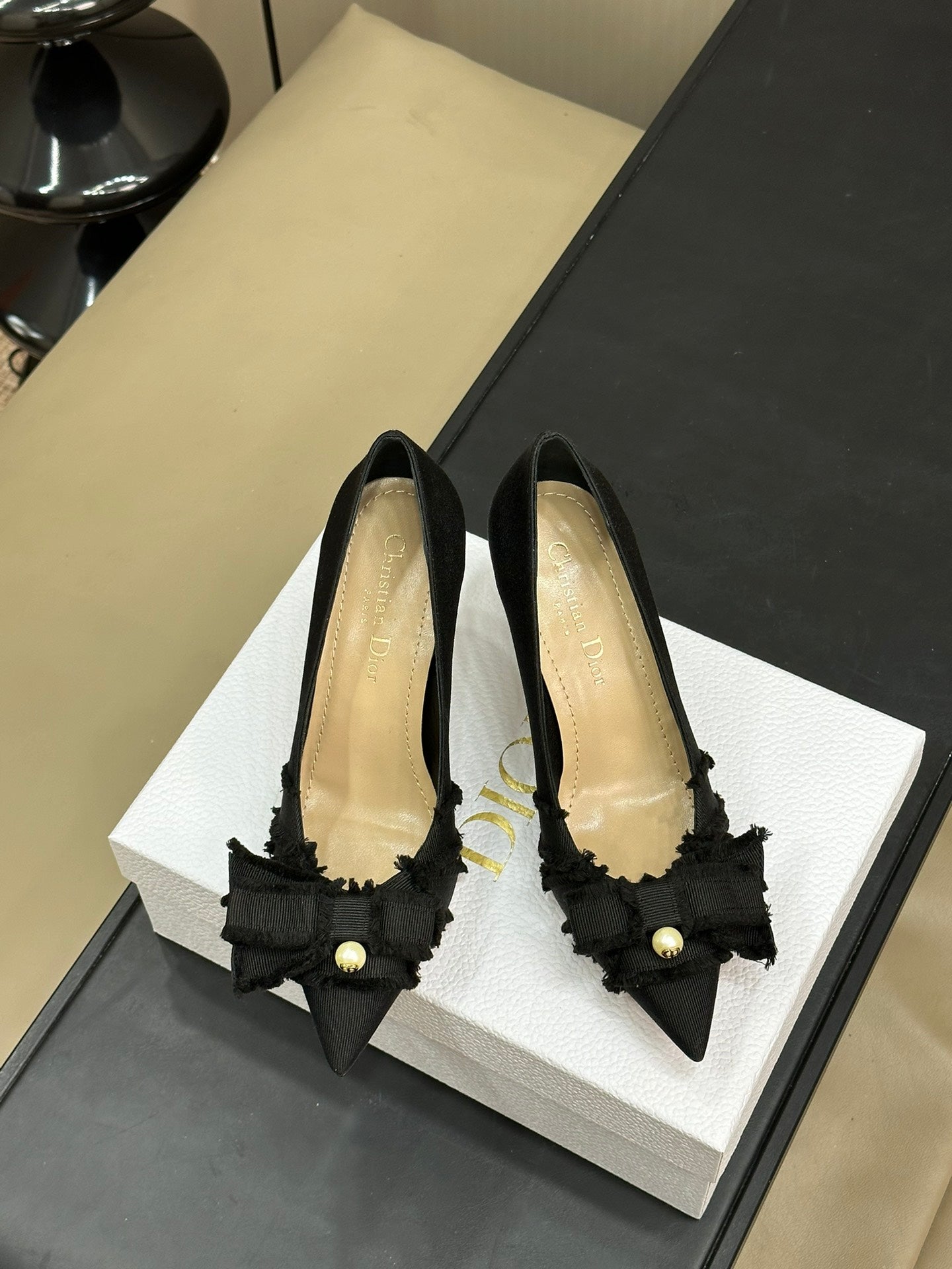 🎀 pearl cat heel small shoes
