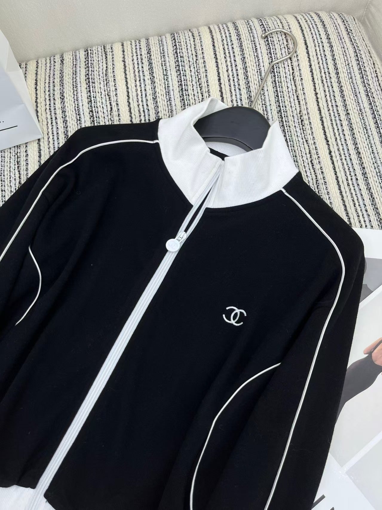 Double C classic zipper drawstring set