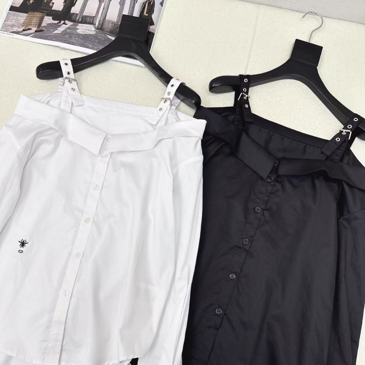 Long-sleeved shirt with bateau collar