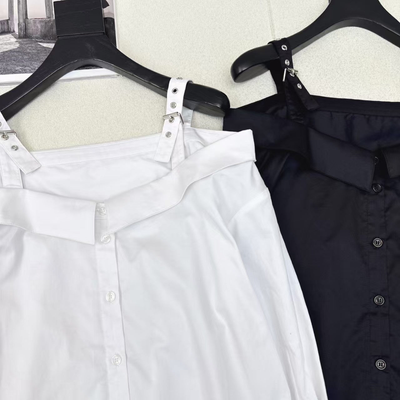 Long-sleeved shirt with bateau collar