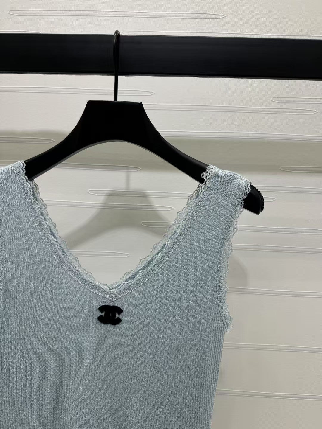 lace trim knitted camisole