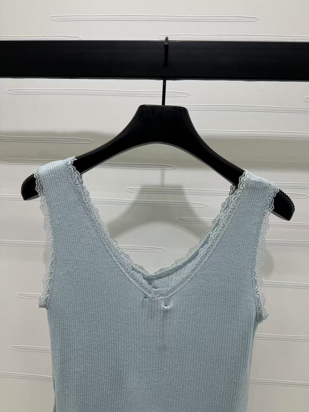 lace trim knitted camisole