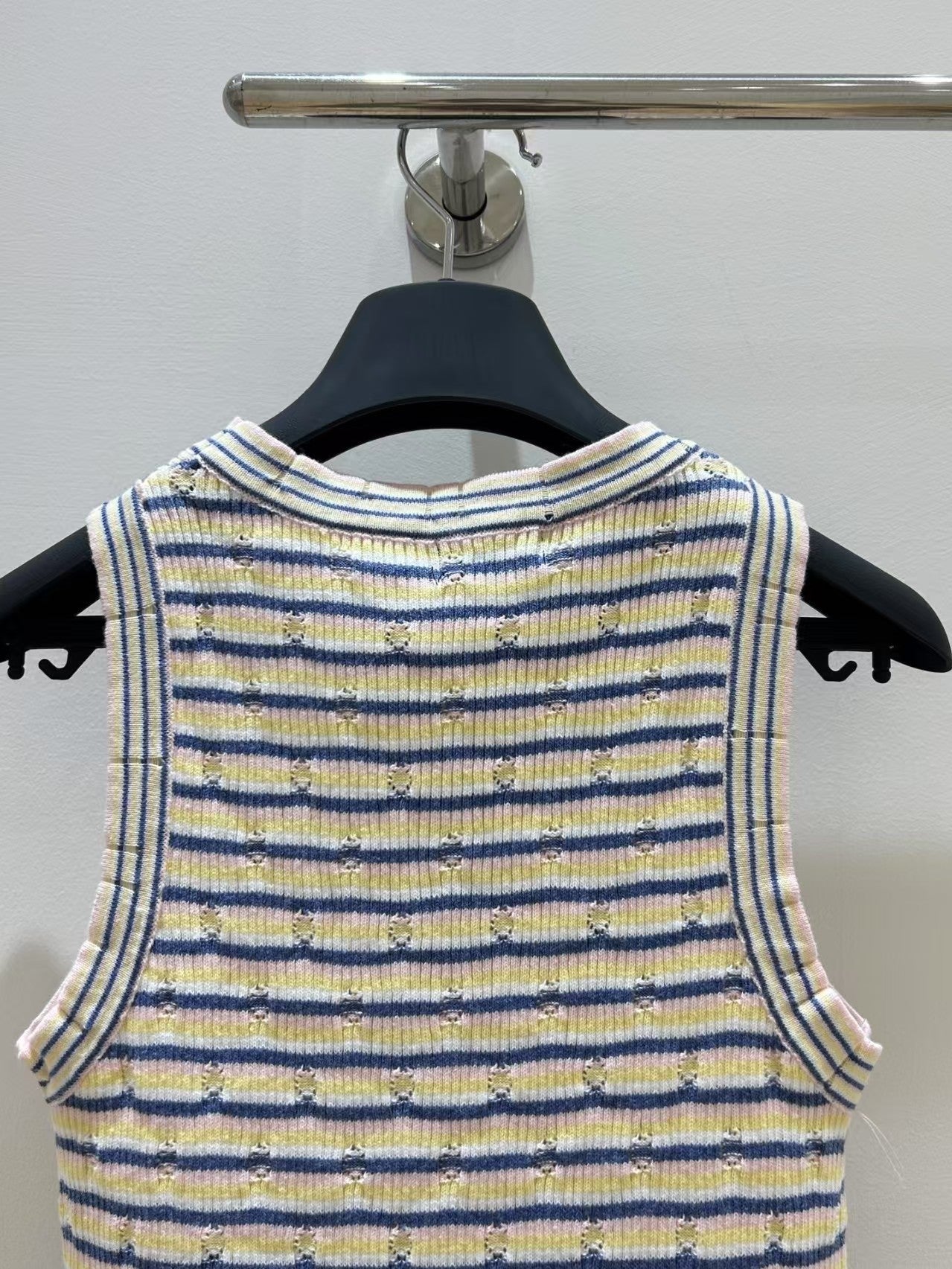 striped sleeveless vest