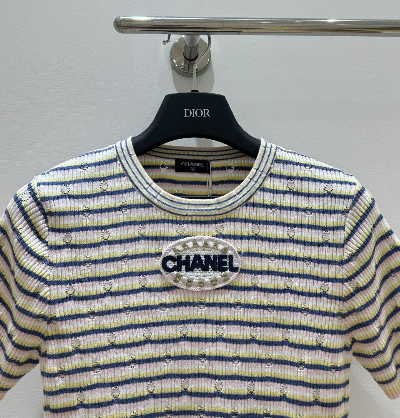 Striped round neck short sleeves