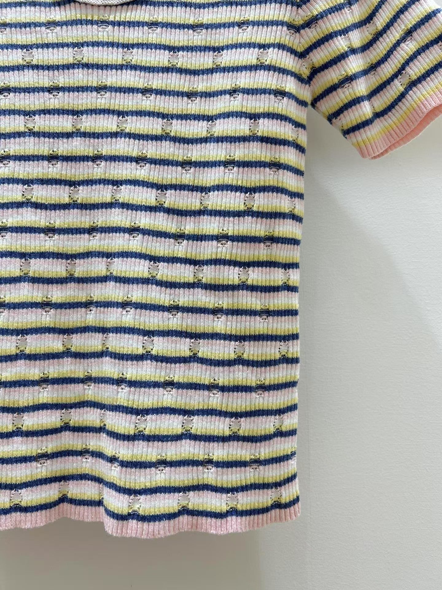 Striped round neck short sleeves