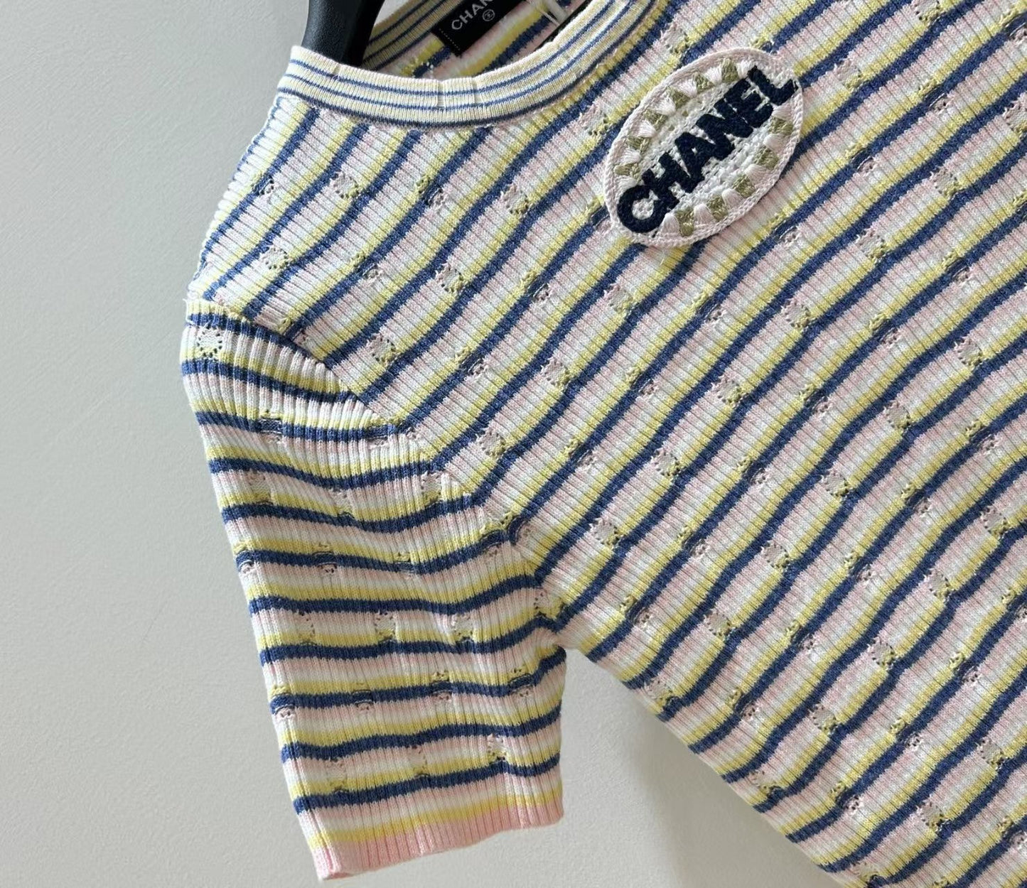 Striped round neck short sleeves