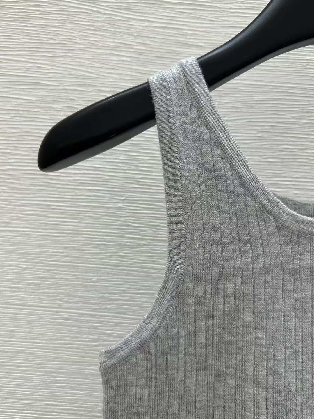 embroidered logo knitted vest