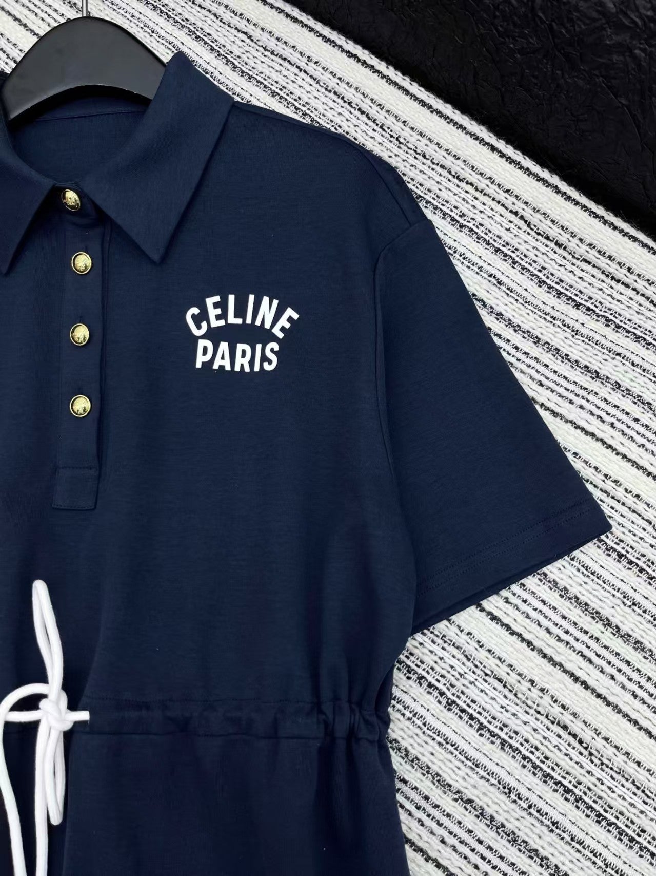 Classic Contrast Drawstring Dress