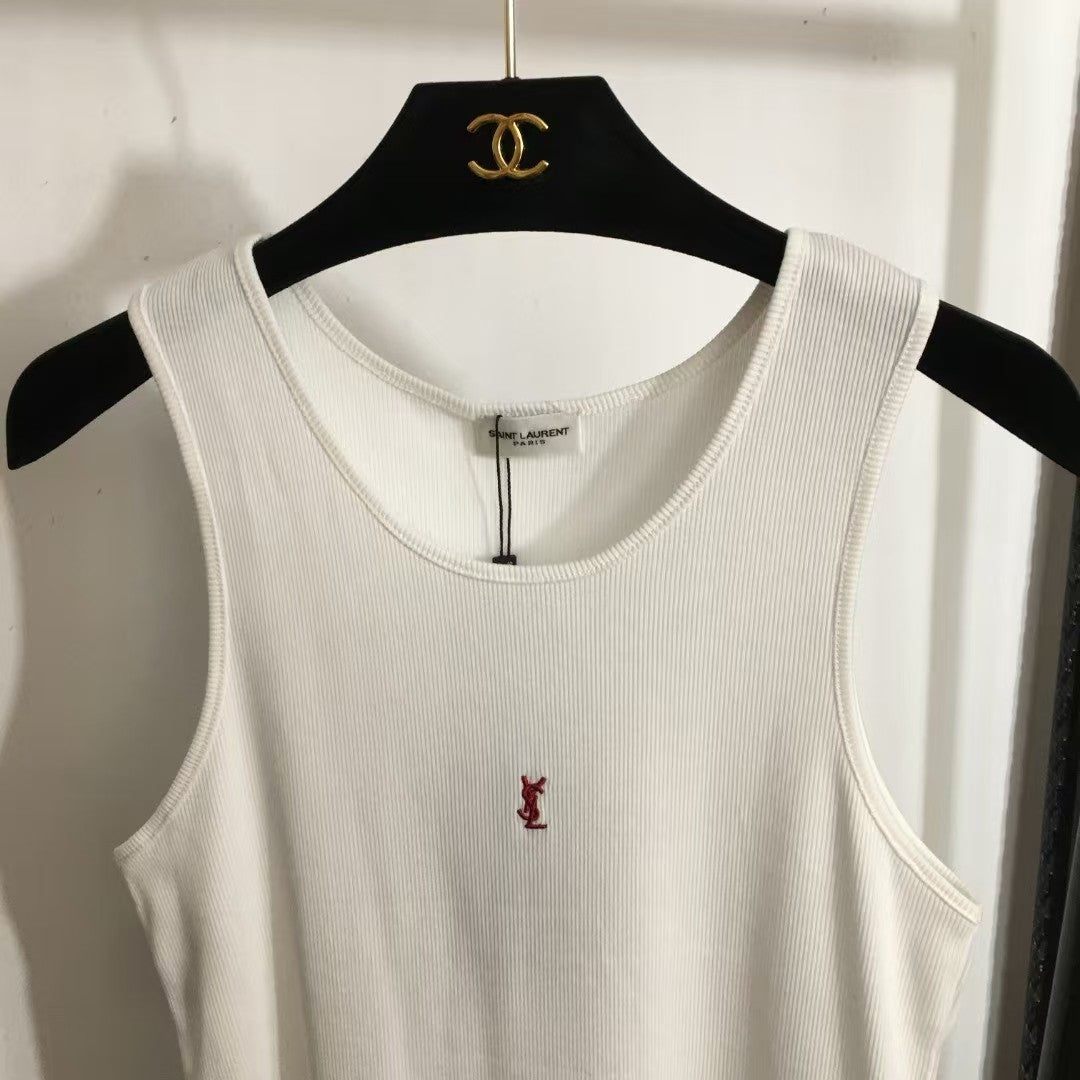 Red logo embroidered cotton vest