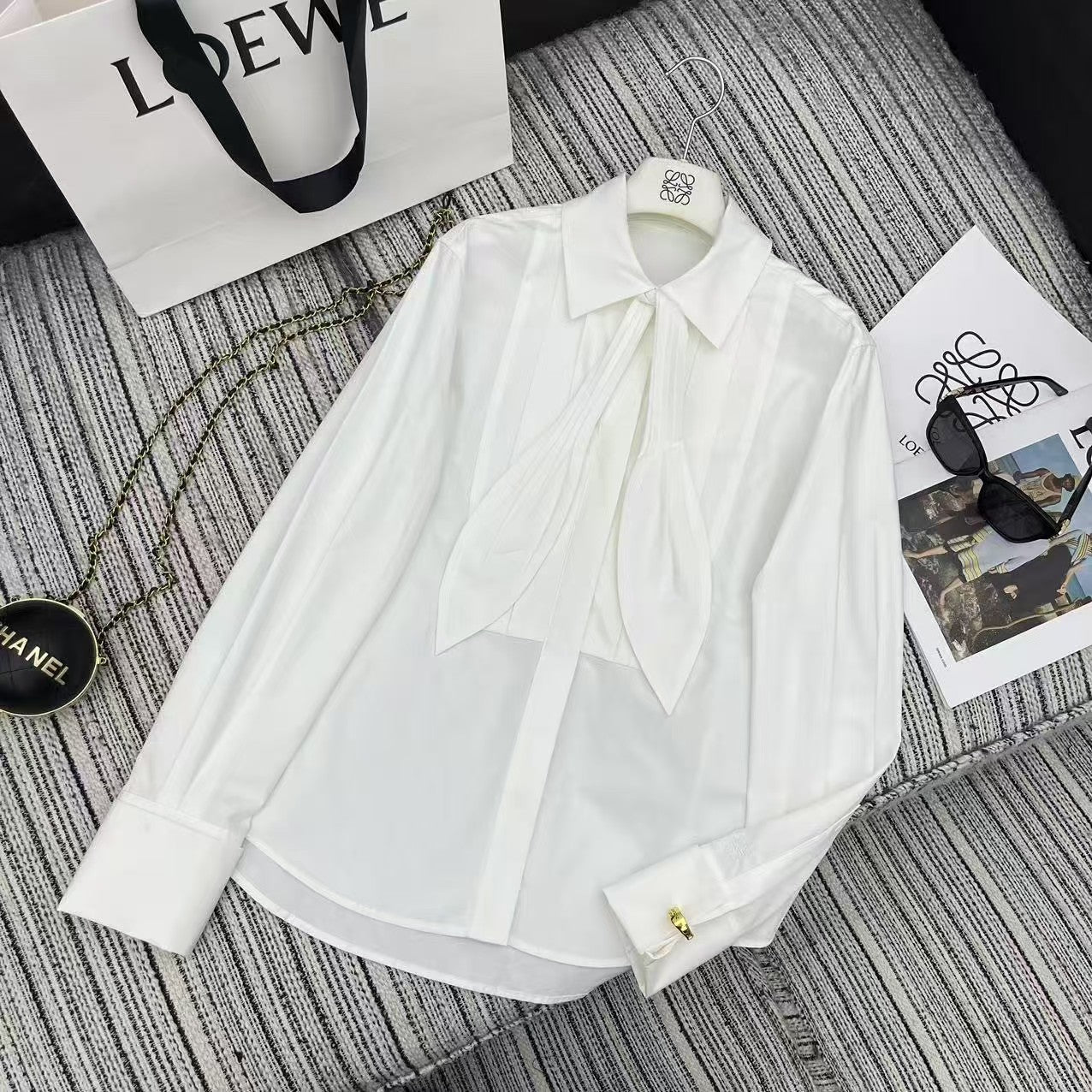 25 Early Spring Folded Lapel Top