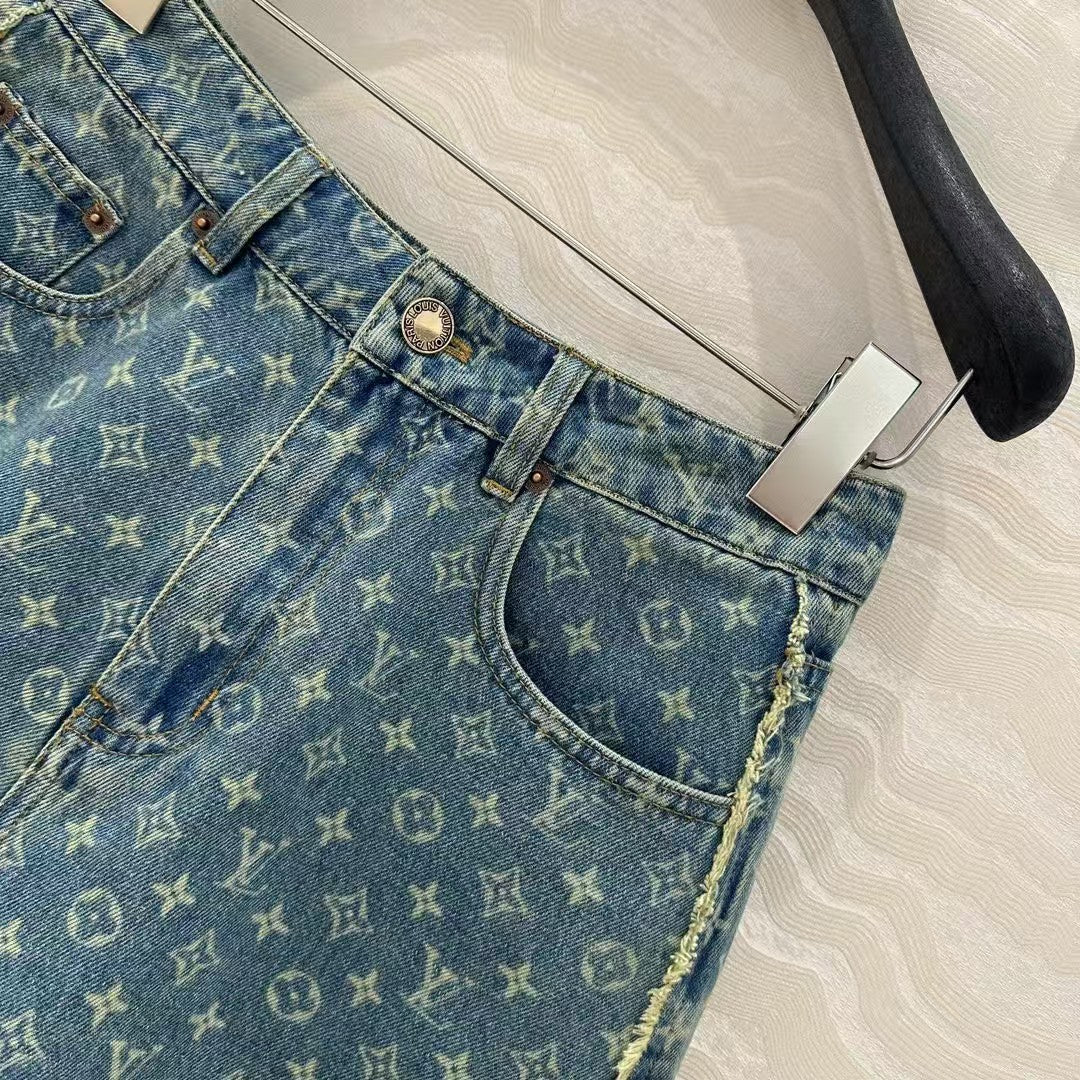25 Early Spring Jacquard Denim Shorts