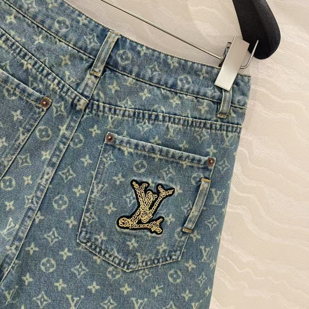 25 Early Spring Jacquard Denim Shorts