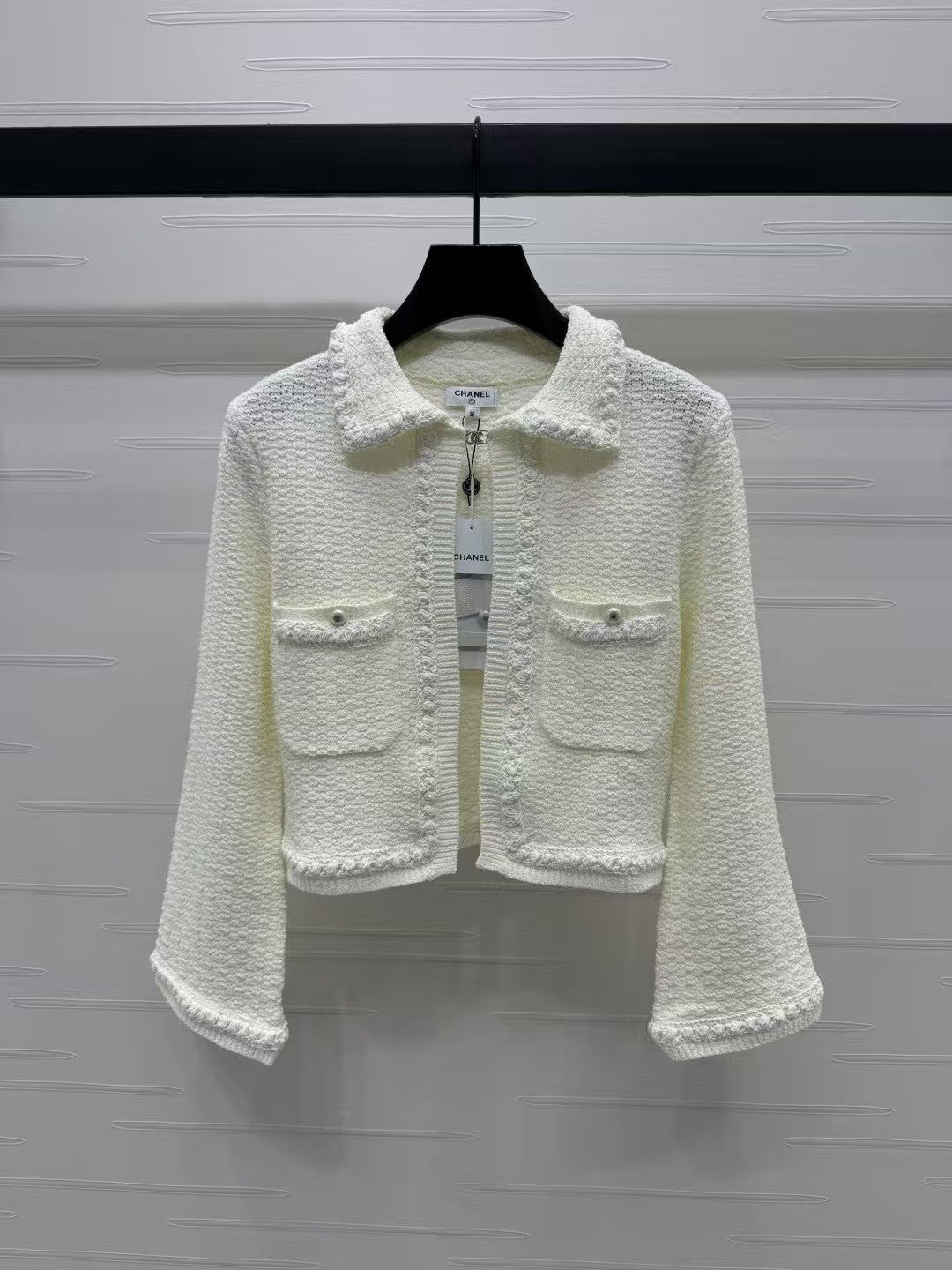 25 New Lapel Knitted Cardigan