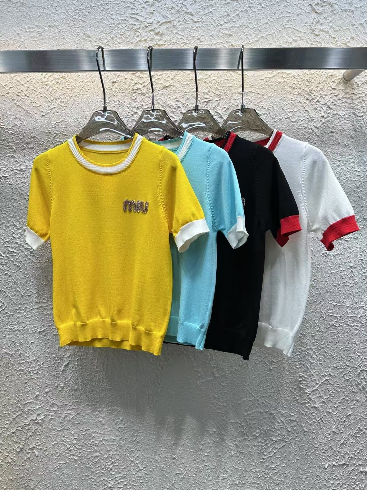 Color Diamond Letter Knitted Short Sleeves