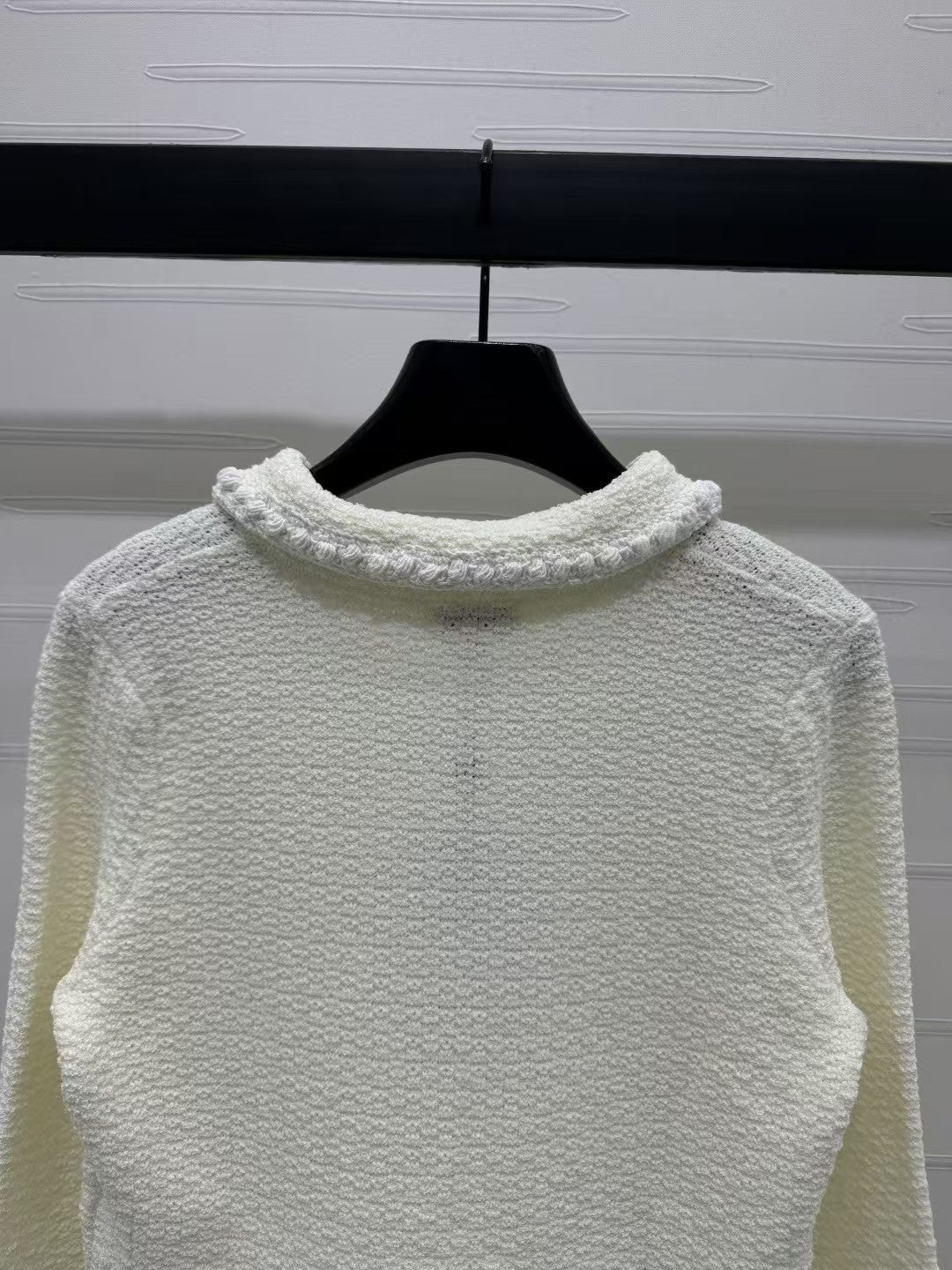 25 New Lapel Knitted Cardigan