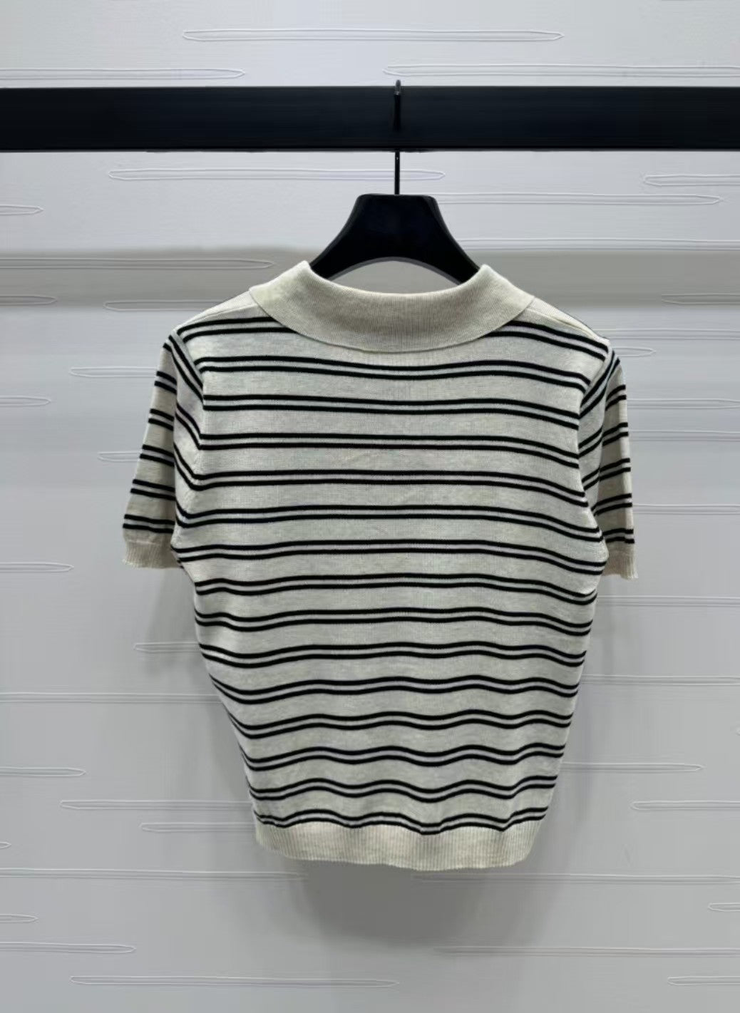 New spring and summer knitted round neck short sleeves