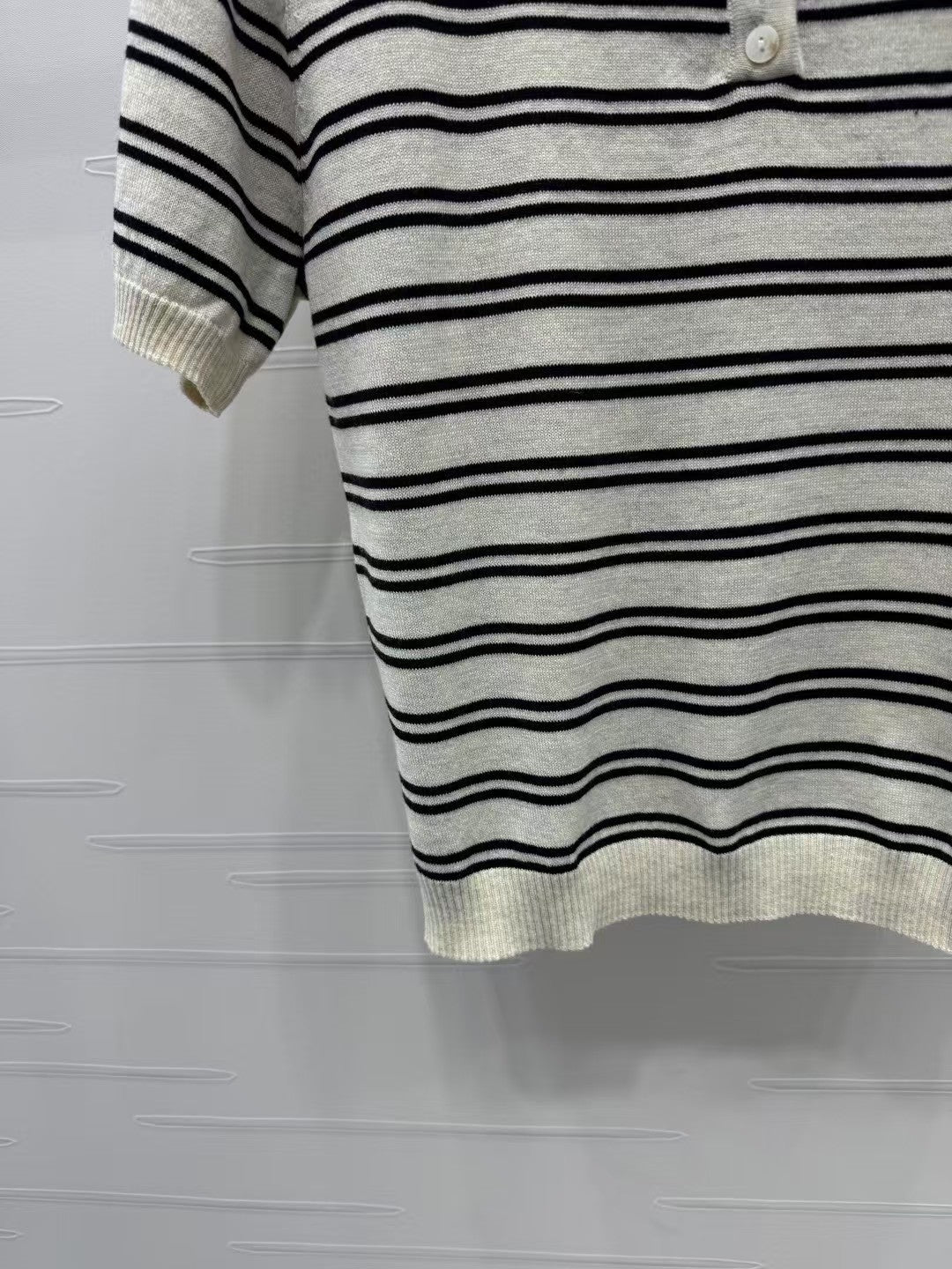 New spring and summer knitted round neck short sleeves